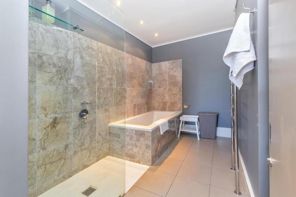 Deluxe Family Suite 105 Knysna Exteriér fotografie